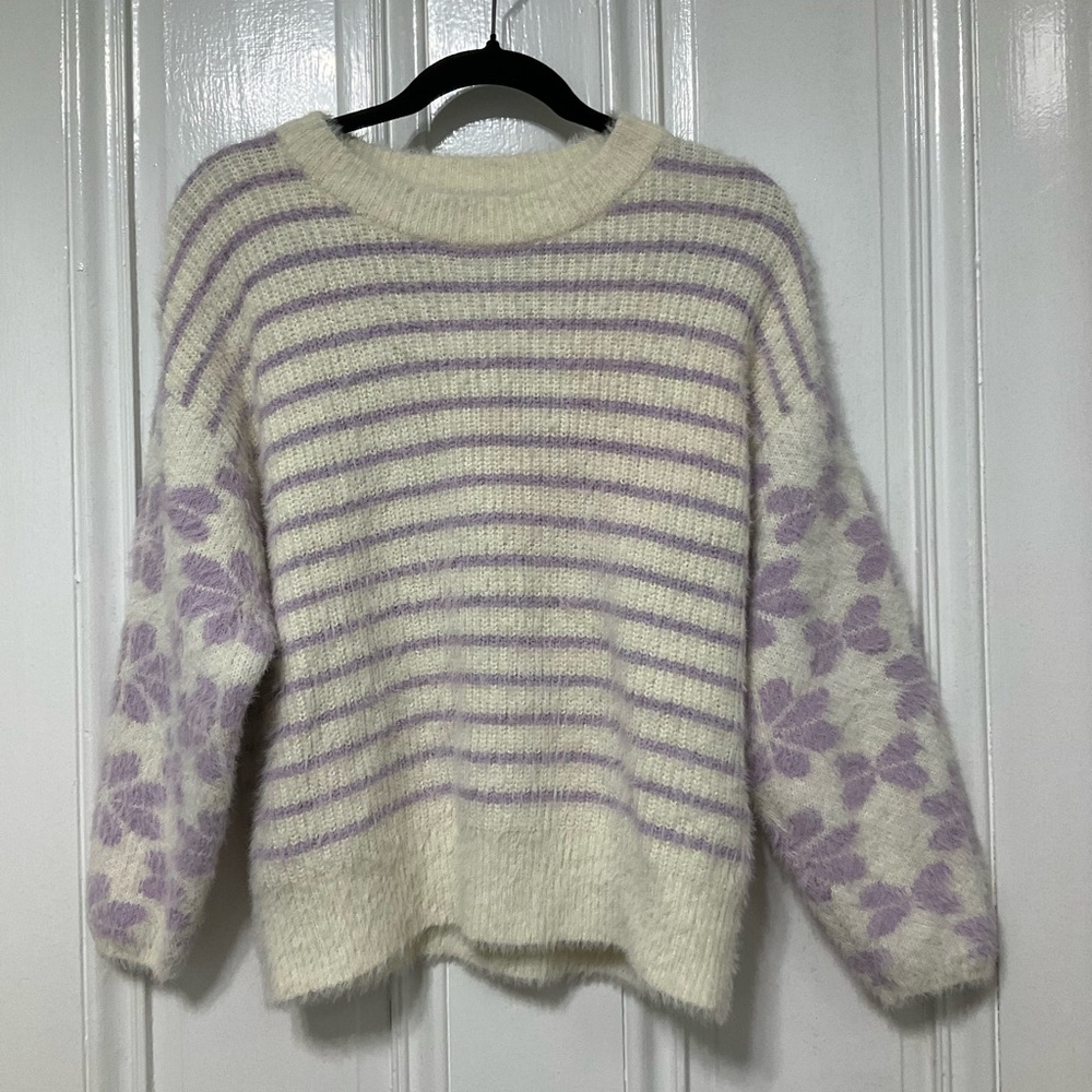 Altar’d State Haley Sweater Fuzzy Striped Floral In Cream‎ and Purple Sz XS